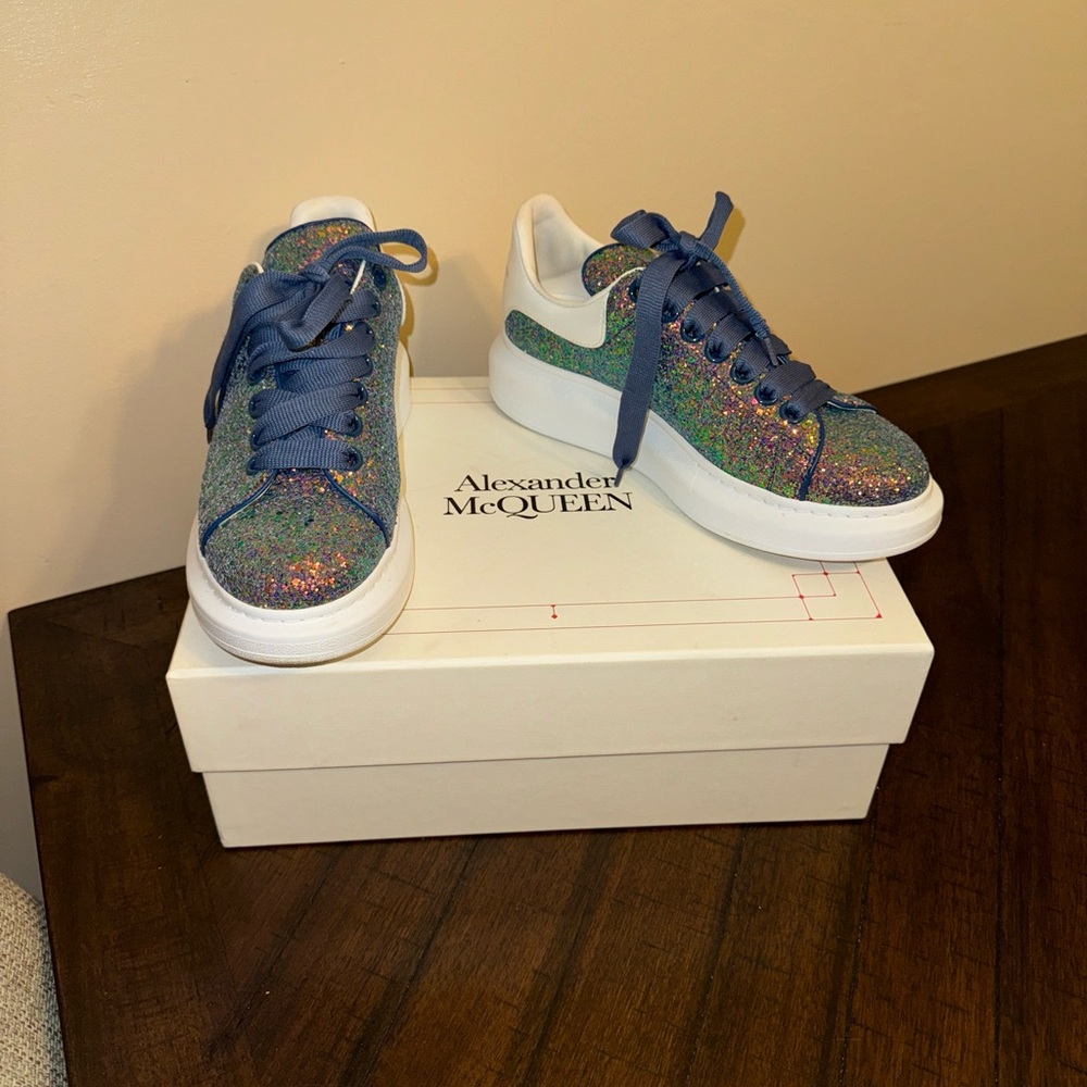 ALEXANDER MCQUEEN Womens‎ Blue Glitter-1-1/2" Platform Wedge Sneakers Shoes 37.5